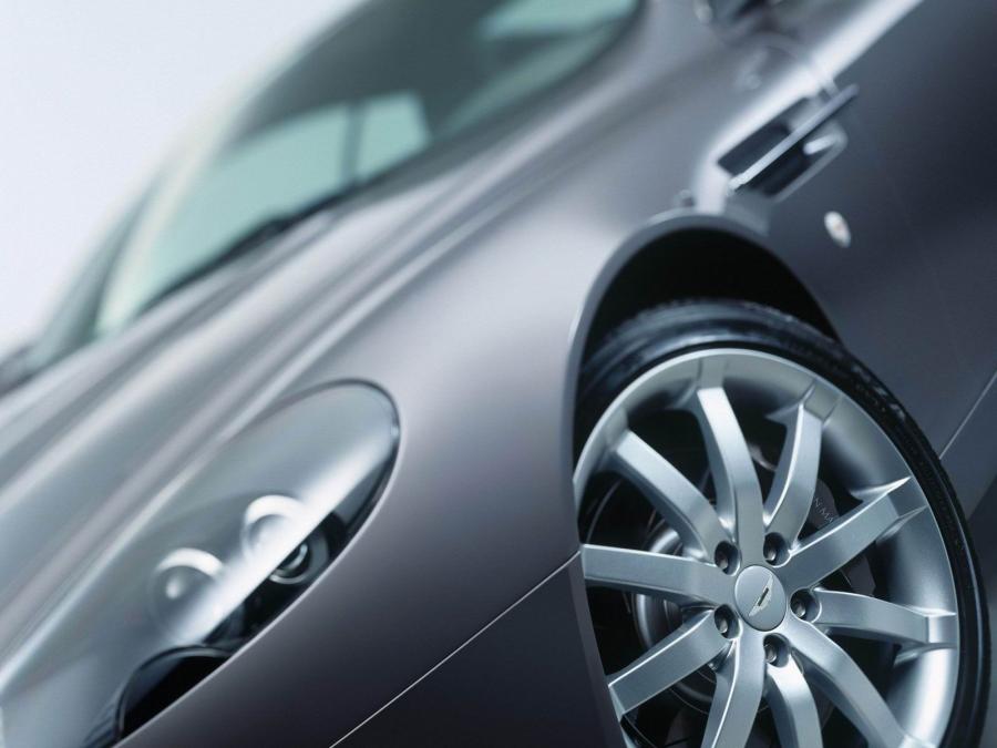 Детали экстерьера Aston Martin DB9 2004 года  (WW) (фото 28 из 39)